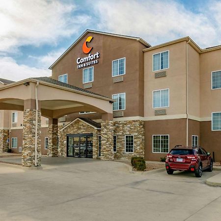 Comfort Inn & Suites Near Bethel College Newton Exterior foto